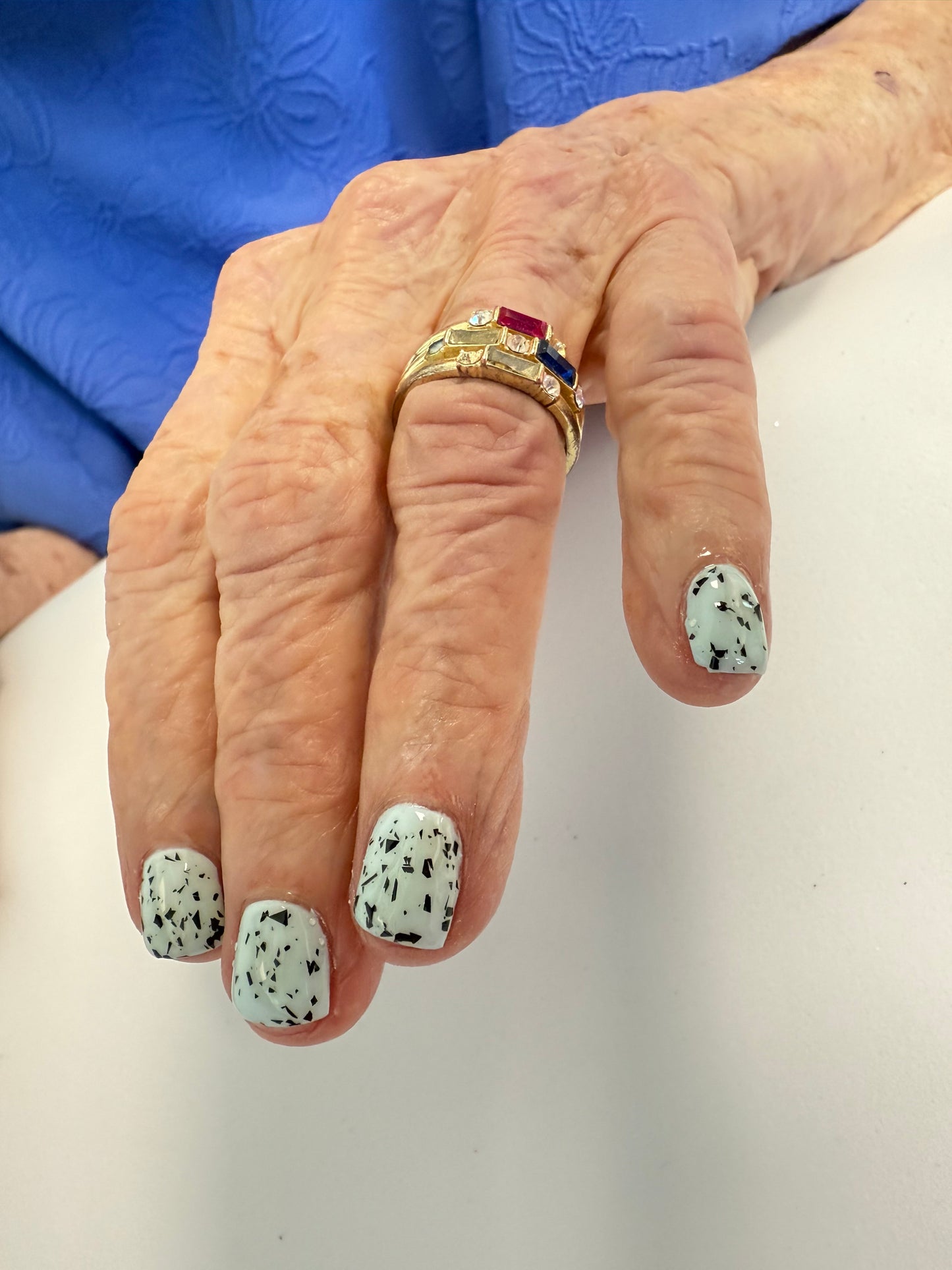 Flakes Eggs Top Coat