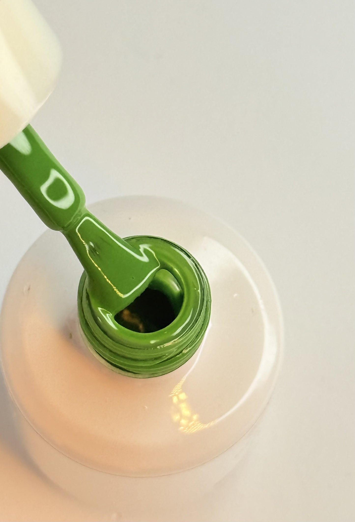 Gel Polish Green Hug